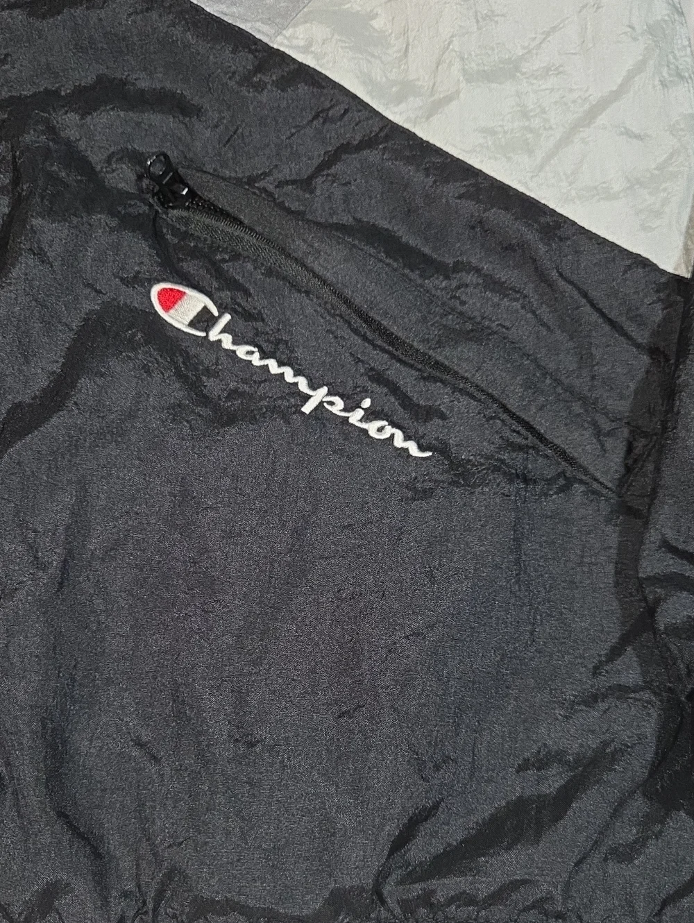Champion Brand Full Zip Windbreaker Men's Small Black/Silver